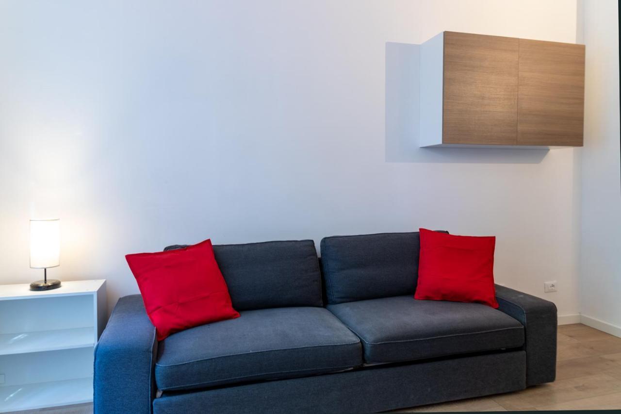 מילאנו City Centre Apartment - 10 Minutes To Duomo - Free Wifi E Netflix מראה חיצוני תמונה