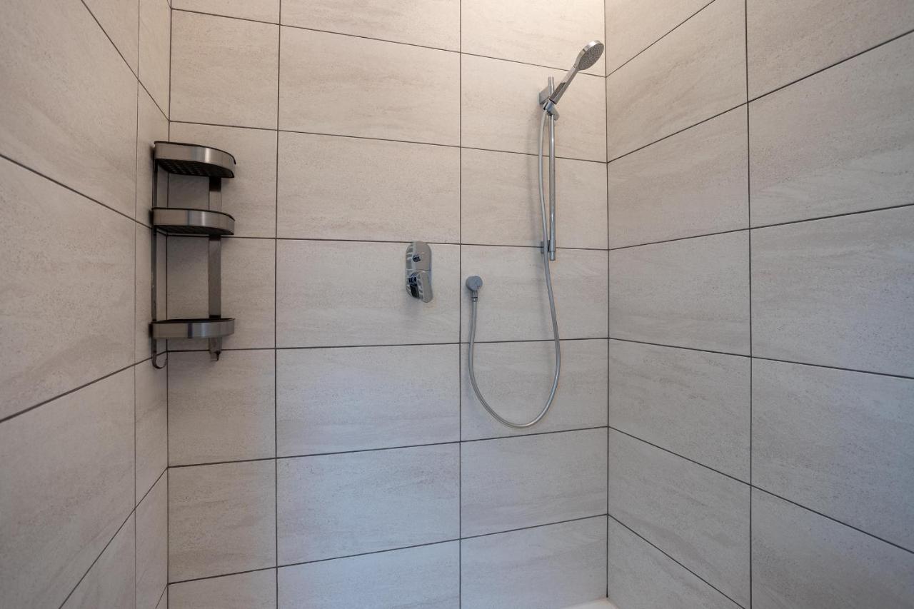 מילאנו City Centre Apartment - 10 Minutes To Duomo - Free Wifi E Netflix מראה חיצוני תמונה