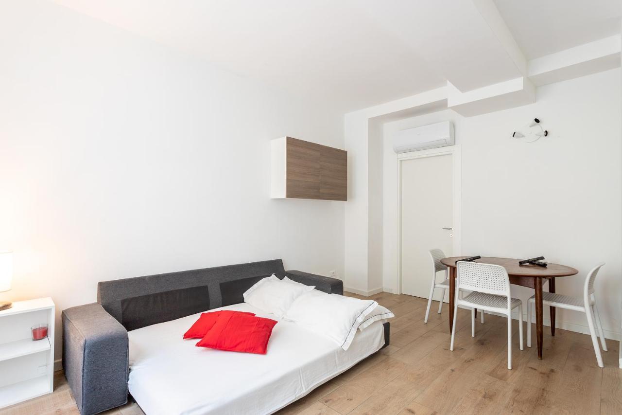 מילאנו City Centre Apartment - 10 Minutes To Duomo - Free Wifi E Netflix מראה חיצוני תמונה
